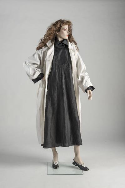 1983 Sheridan Barnett: Linen dress and coat, shoes by Manolo Blahnik. Selector: Sally Brampton, The Observer  